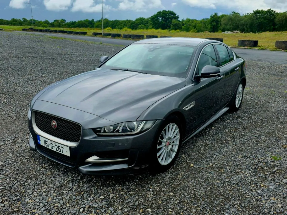 Jaguar XE R-Sport 2.0d Automatici - Image 3