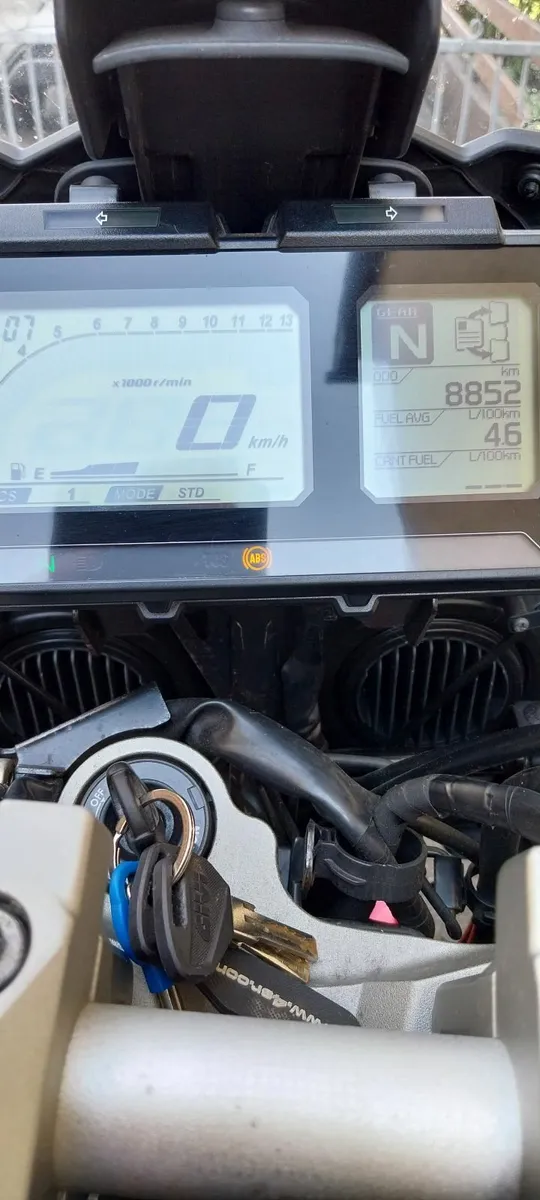 YAMAHA  Tracer 900 - Image 3
