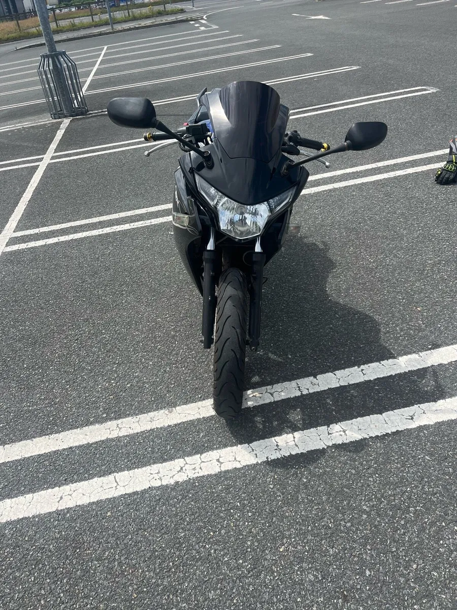 2011 Cbr 250r - Image 4