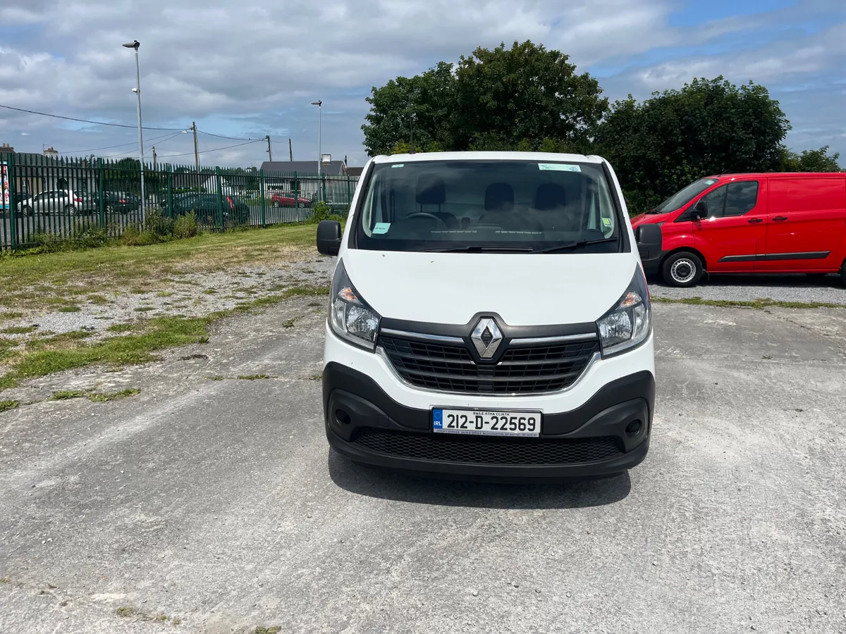 Renault Trafic 2021 - Image 1