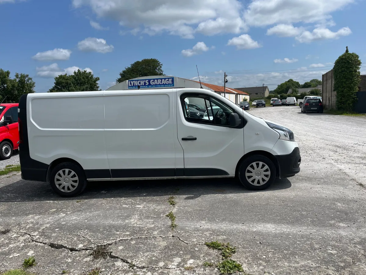 Renault Trafic 2021 - Image 3