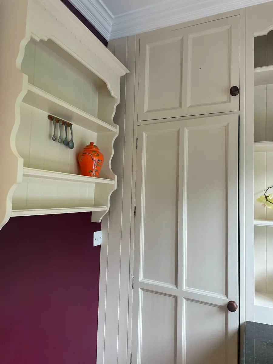 Solid in-frame kitchen - Image 2