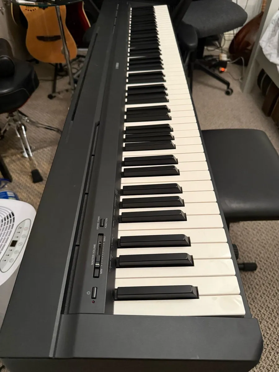 Yamaha P-35 Digital Piano - Image 1