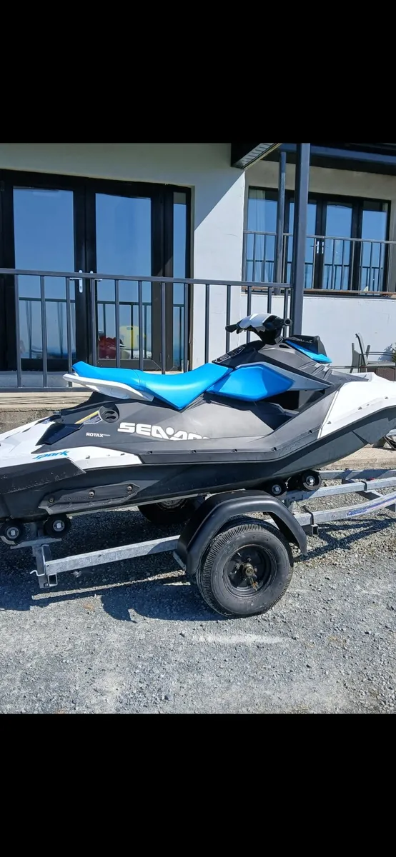 SEADOO SPARK 2018 47HRS - Image 3