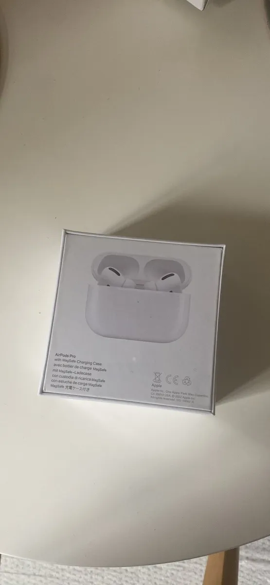 AirPods Pro - Image 2