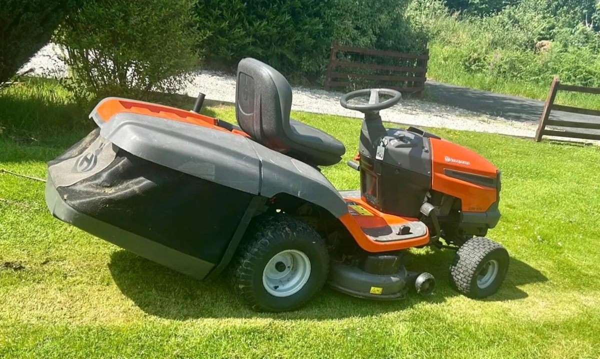 Husqvarna CTH 174 Lawnmower for sale - Image 2
