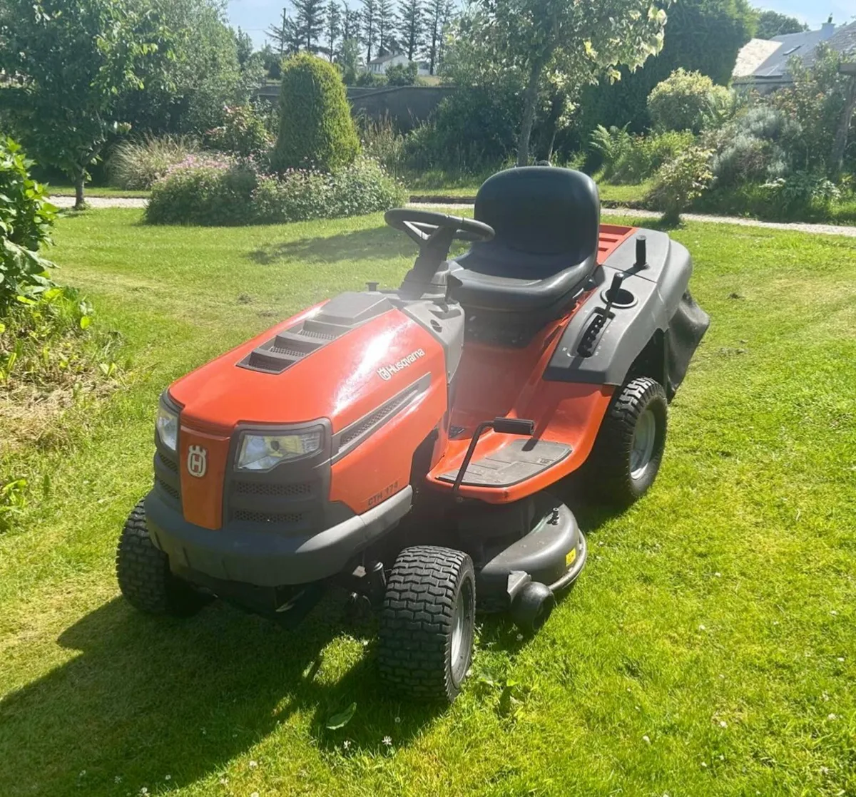Husqvarna CTH 174 Lawnmower for sale - Image 1