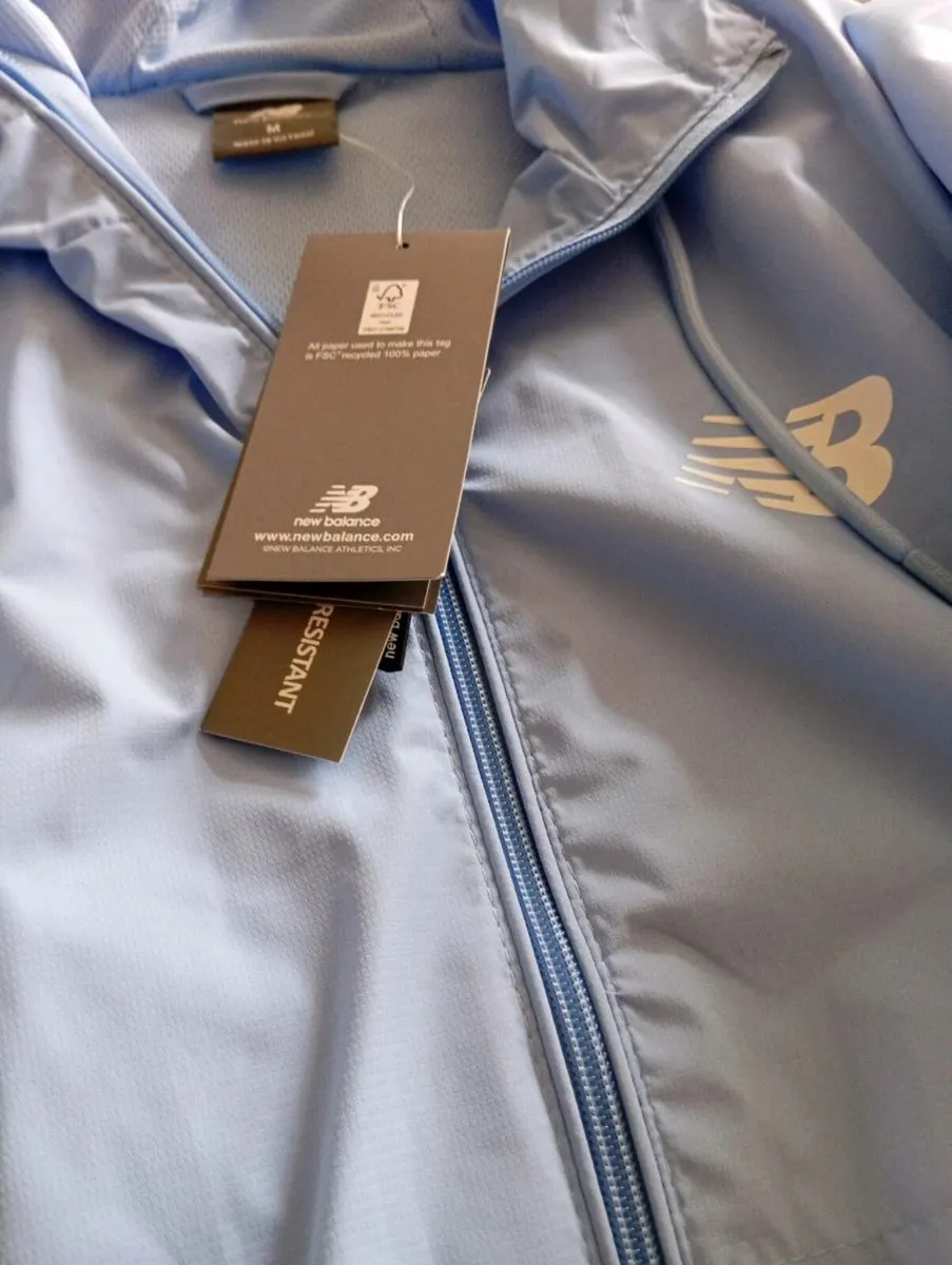 New balance rain jacket. - Image 2