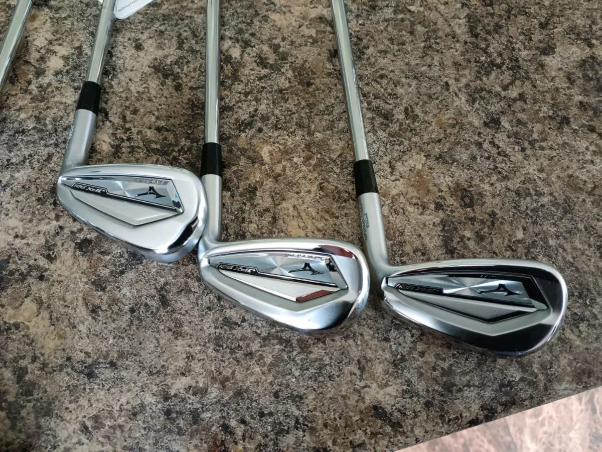 Mizuno JPX 921 Forged. 4-PW. New condition. - Image 3