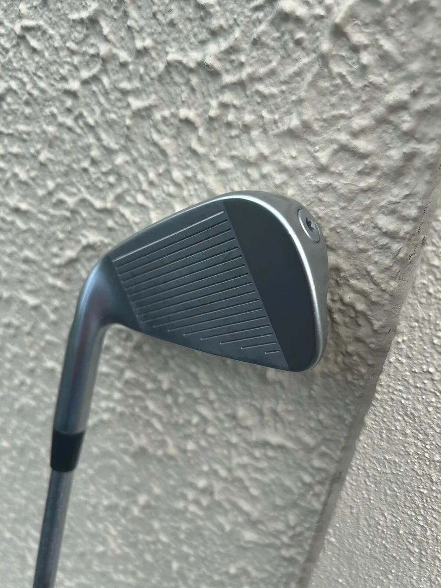 Ping i525 4 iron - Image 3