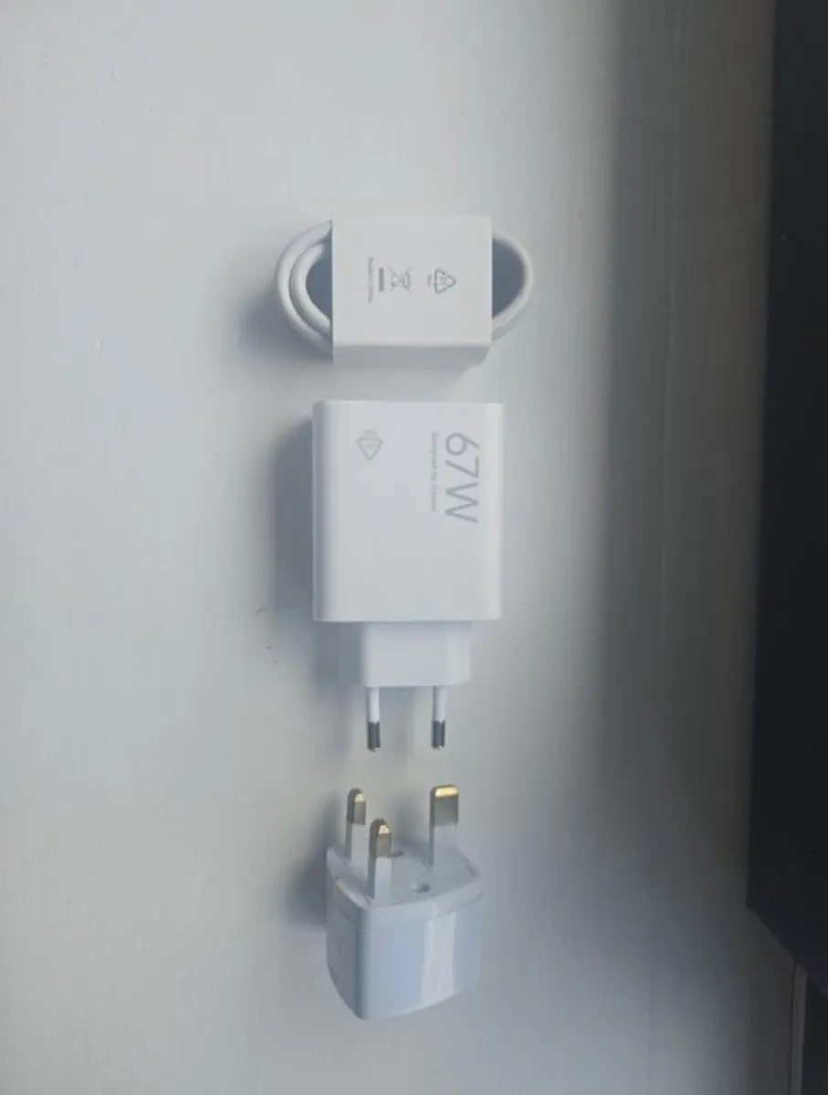 Original Xiaomi 67w fast charger (WITH UK PLUG)