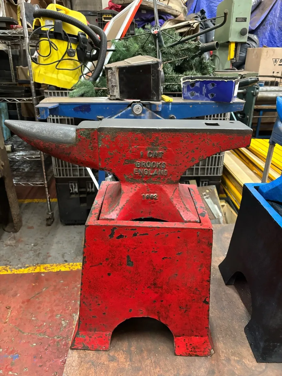 Original Brooks dated 1 cwt factory Stand - Image 4
