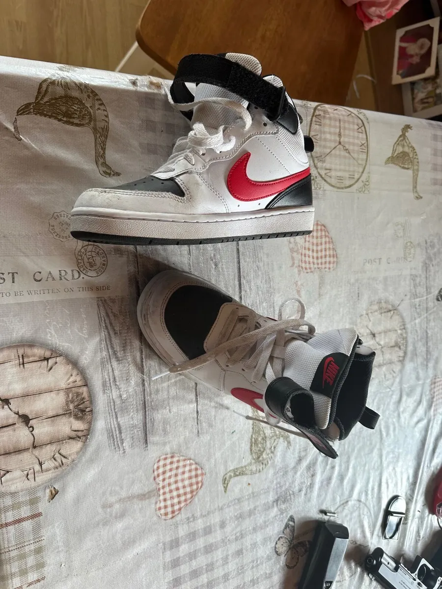 Runners - Image 2