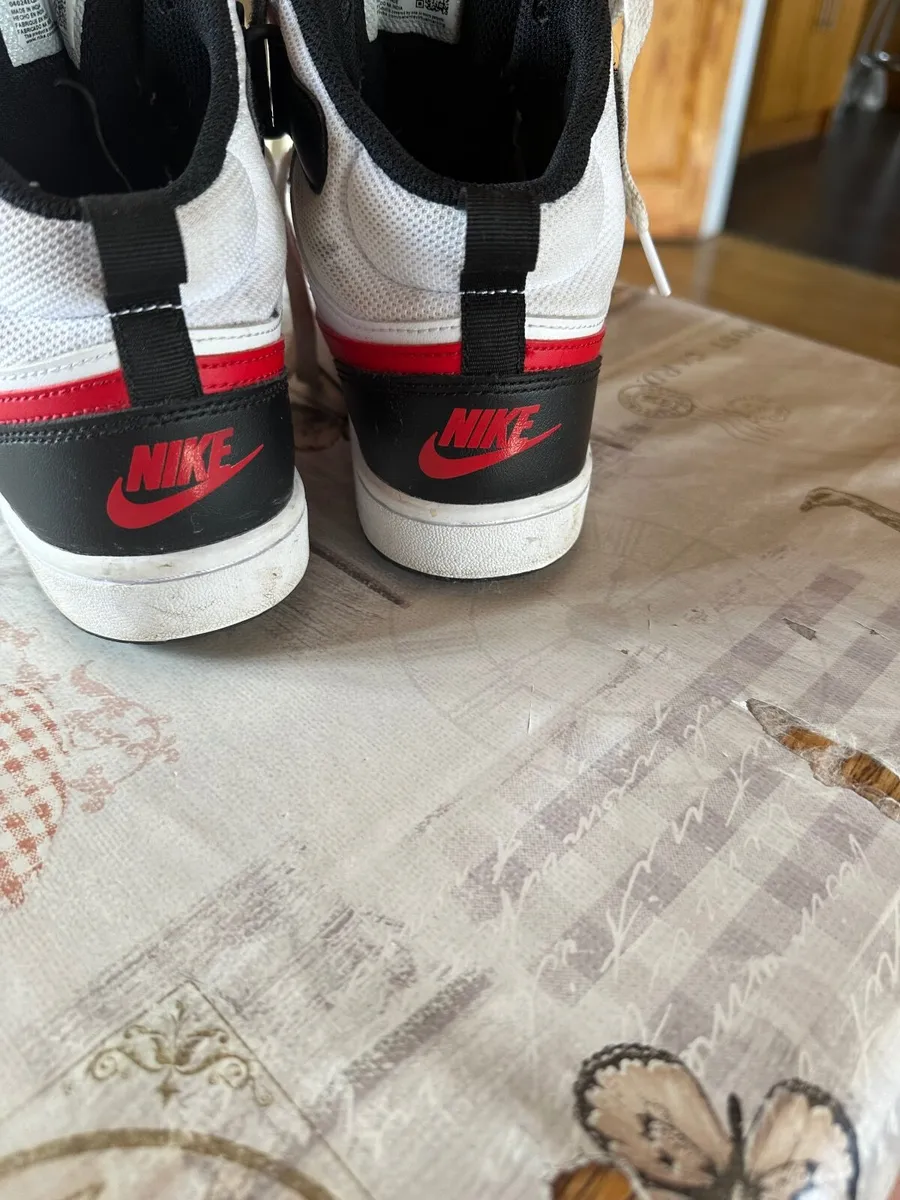 Runners - Image 4