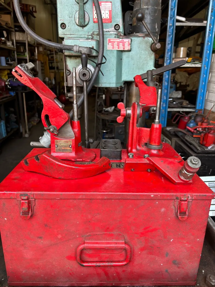 Van Norman. Valve seat grinder stone dressing - Image 3