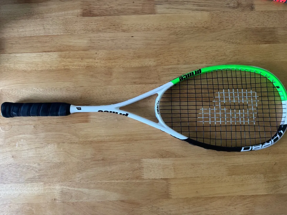 Squash racket