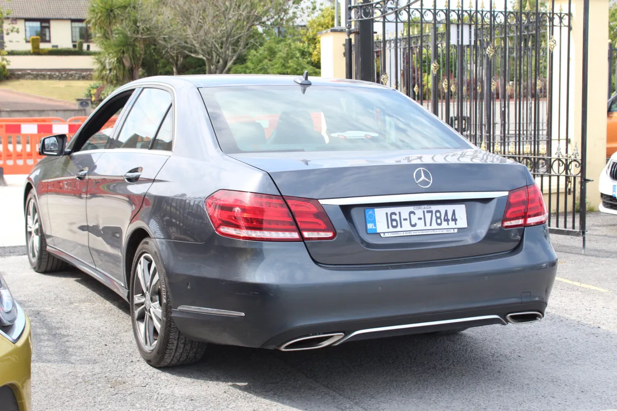 Mercedes-Benz E-Class 2016 2.1 Diesel *warranty* - Image 3