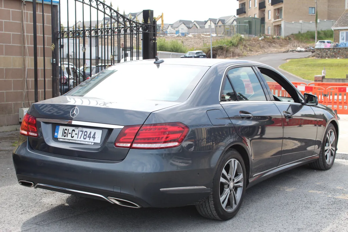 Mercedes-Benz E-Class 2016 2.1 Diesel *warranty* - Image 4