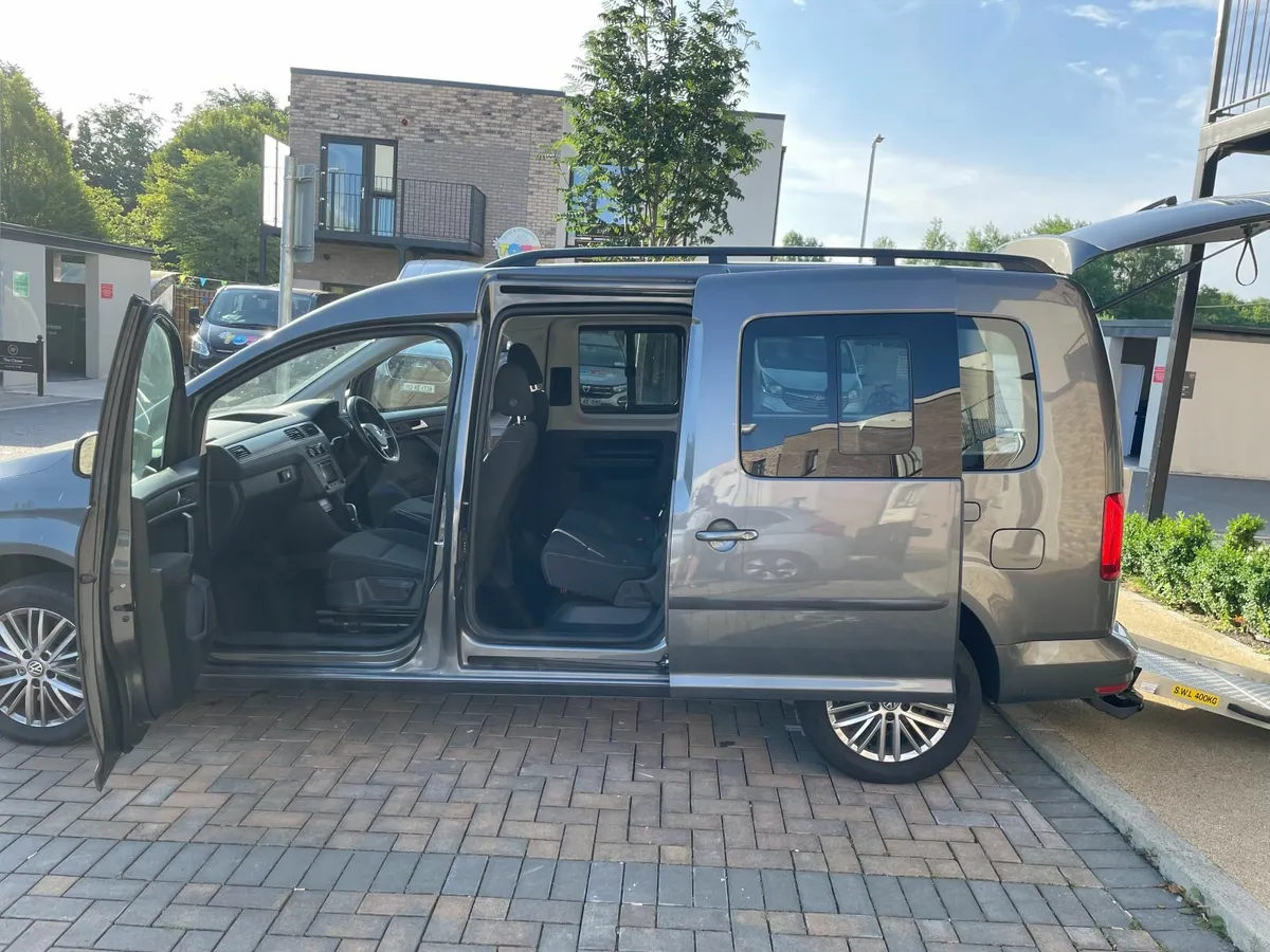 Volkswagen Caddy Maxi Life 2020 Wheelchair access - Image 2