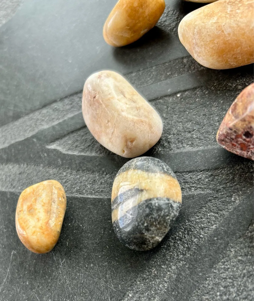 Polished pebbles - Image 4