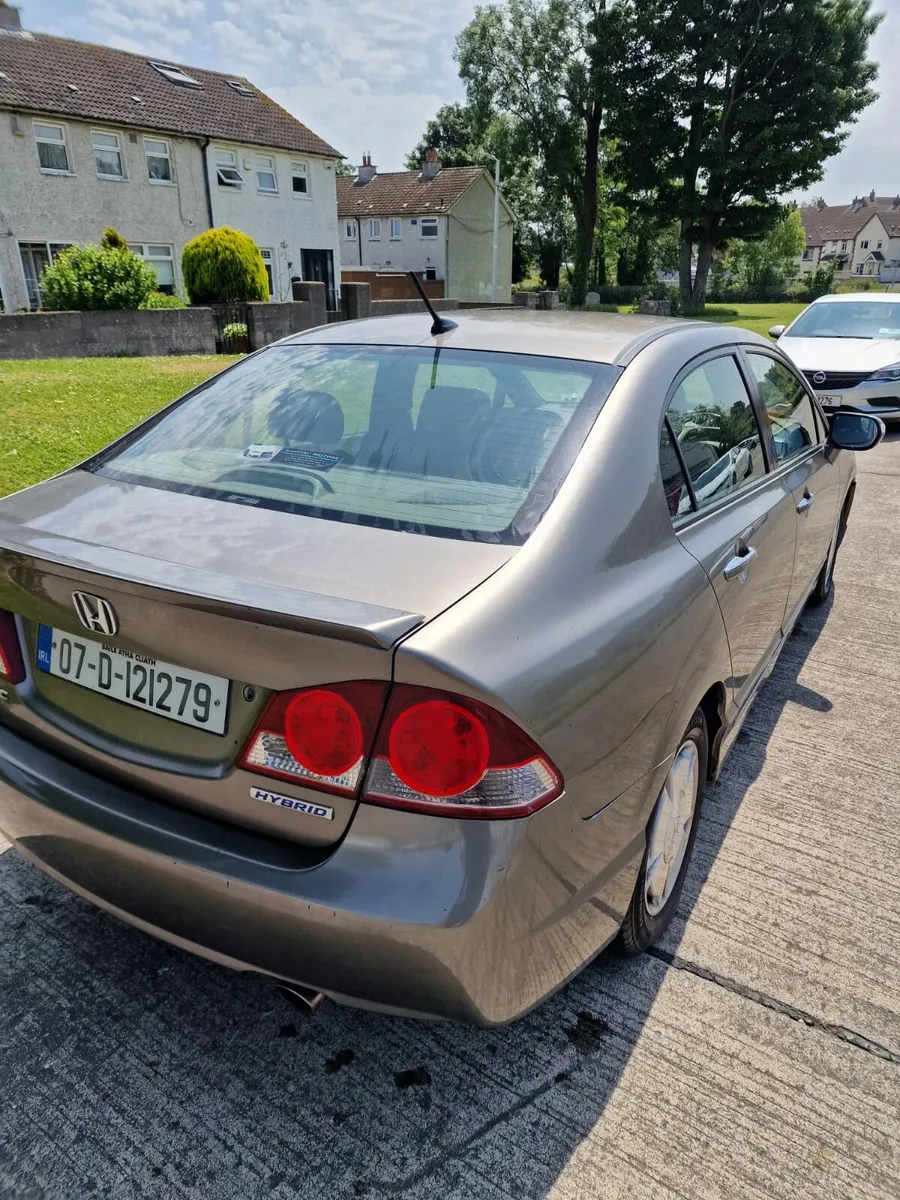 Car - Image 4