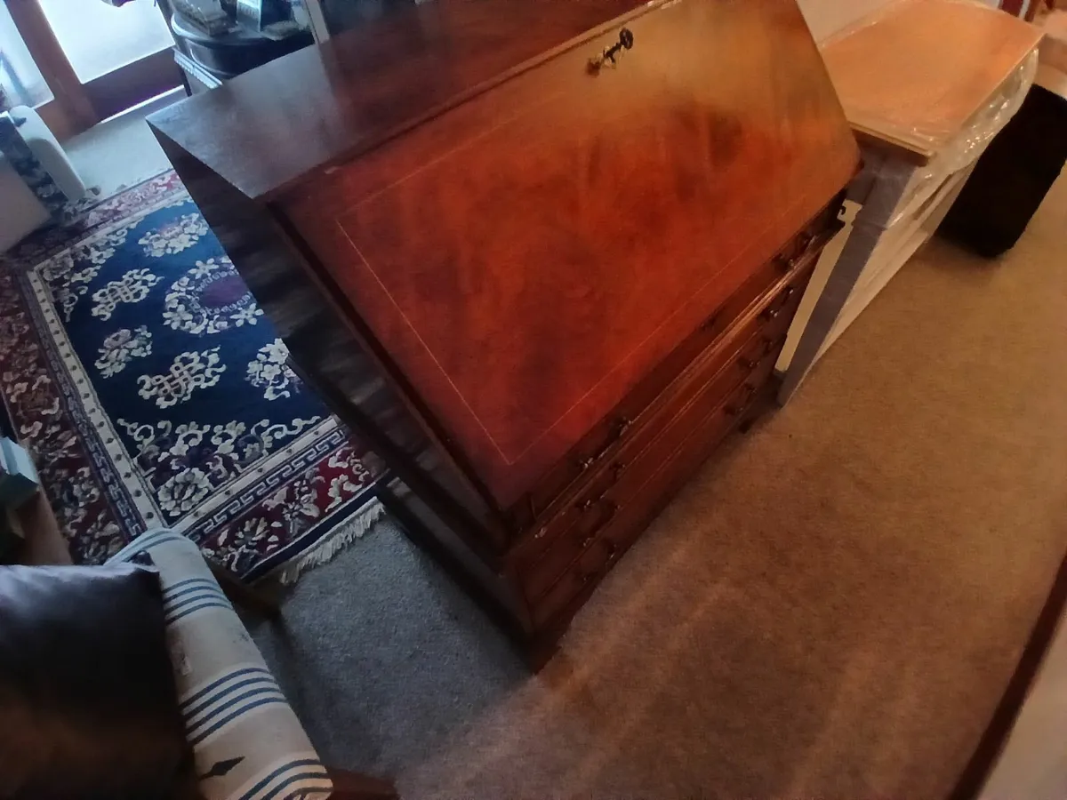 Buro reception desk ...vintage ..delivered - Image 1