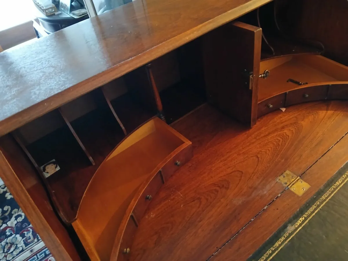 Buro reception desk ...vintage ..delivered - Image 4