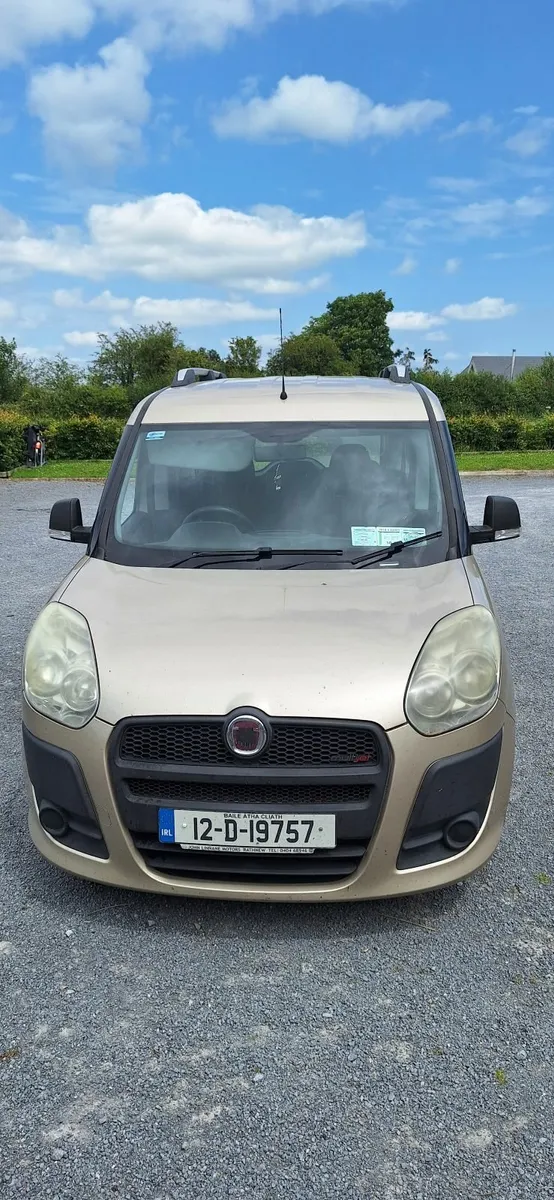 Car - Image 1