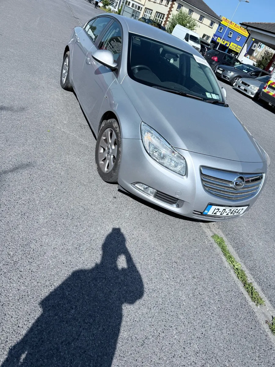 2012 Opel insignia - Image 1