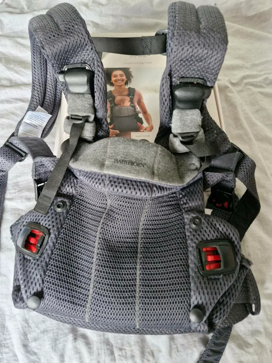 BabyBjörn Baby Carrier - Image 2