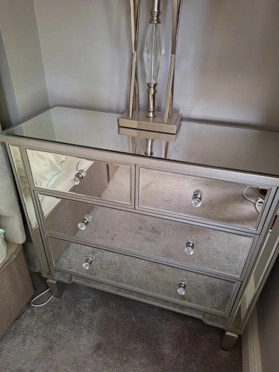 2 x Chest of Mirror Drawers - Image 1