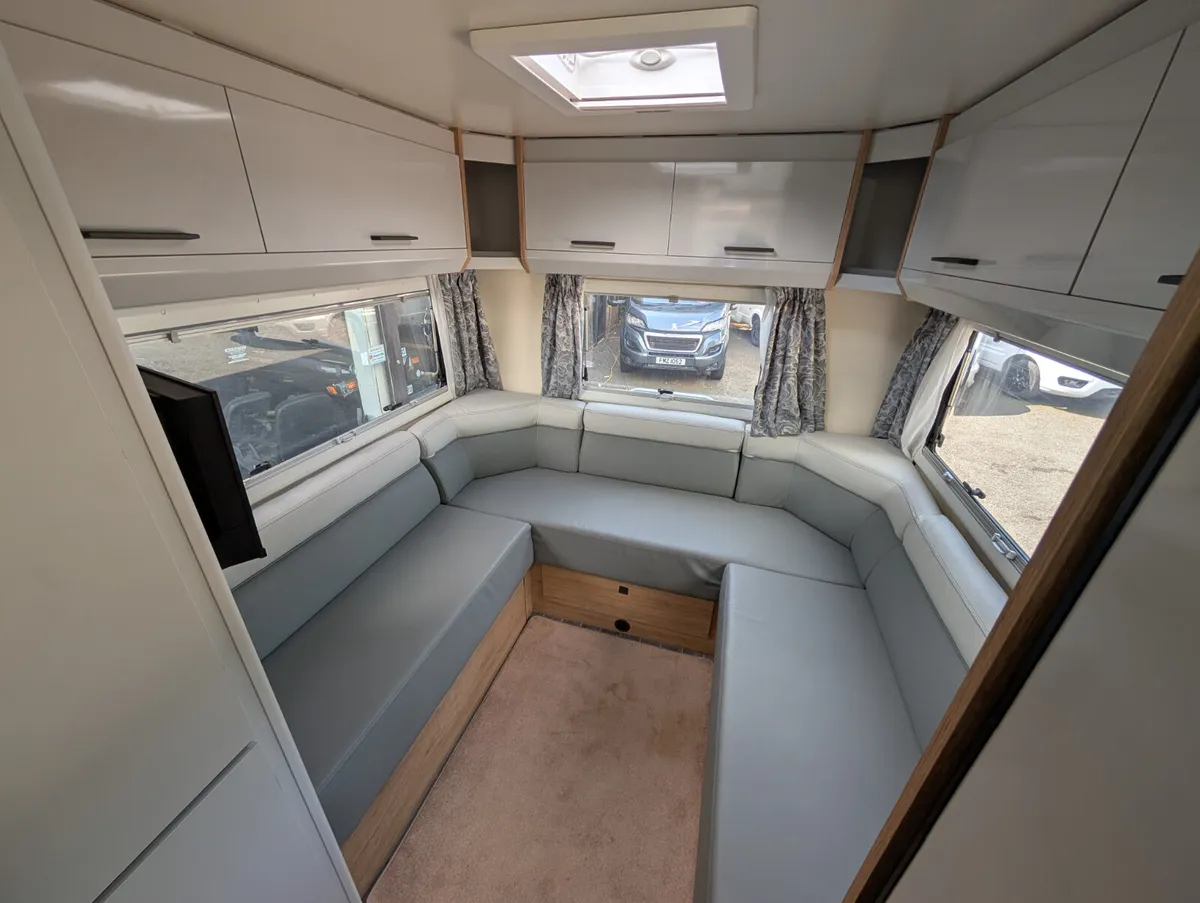 camperA-Class 4 Berth Motorhome Loaded with Extras - Image 2