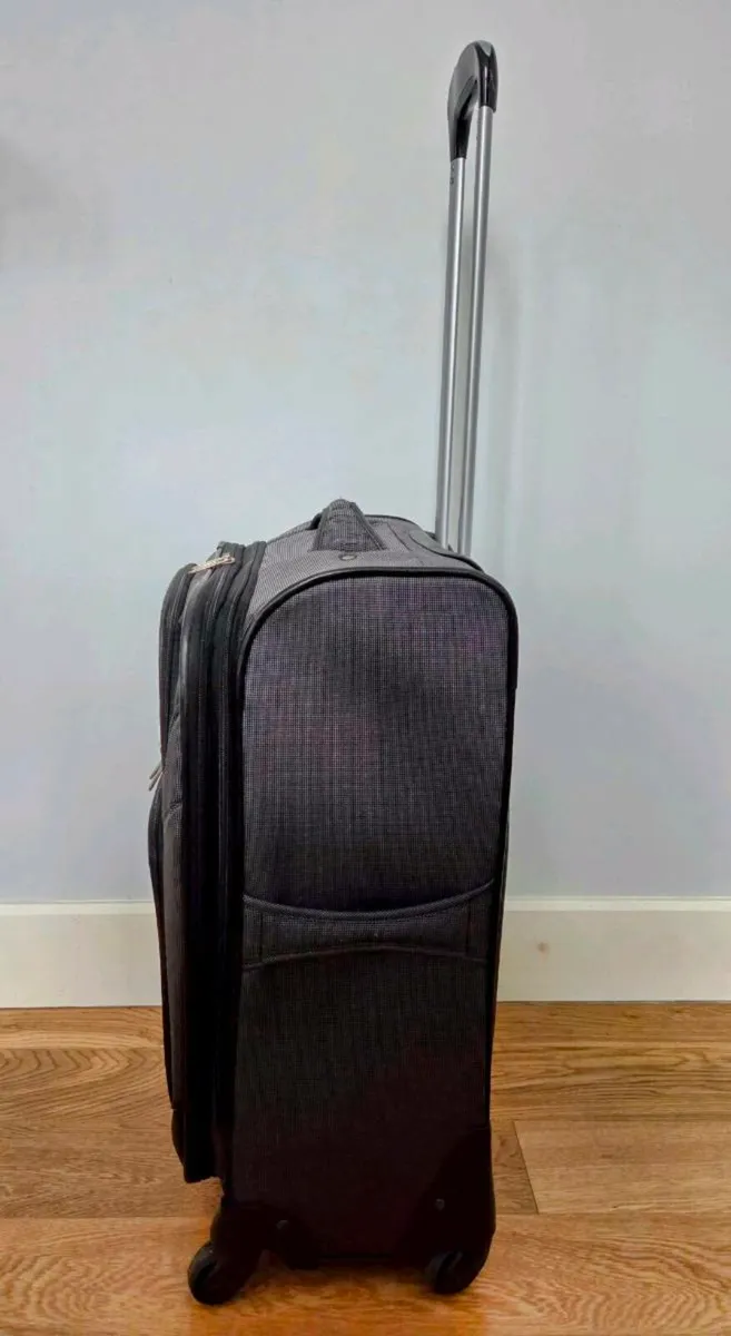 Medium Suitcase *Slightly Damaged* - Image 4
