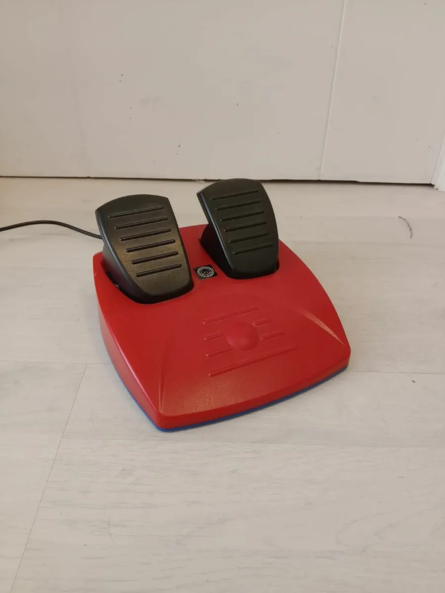Nintendo Mario Kart racing wheel - Image 3