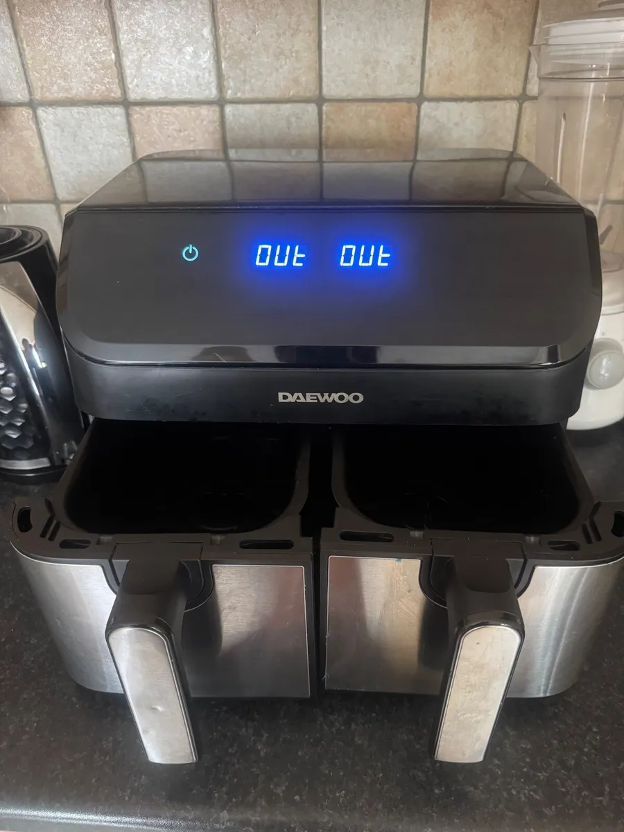 Air fryer - Image 1