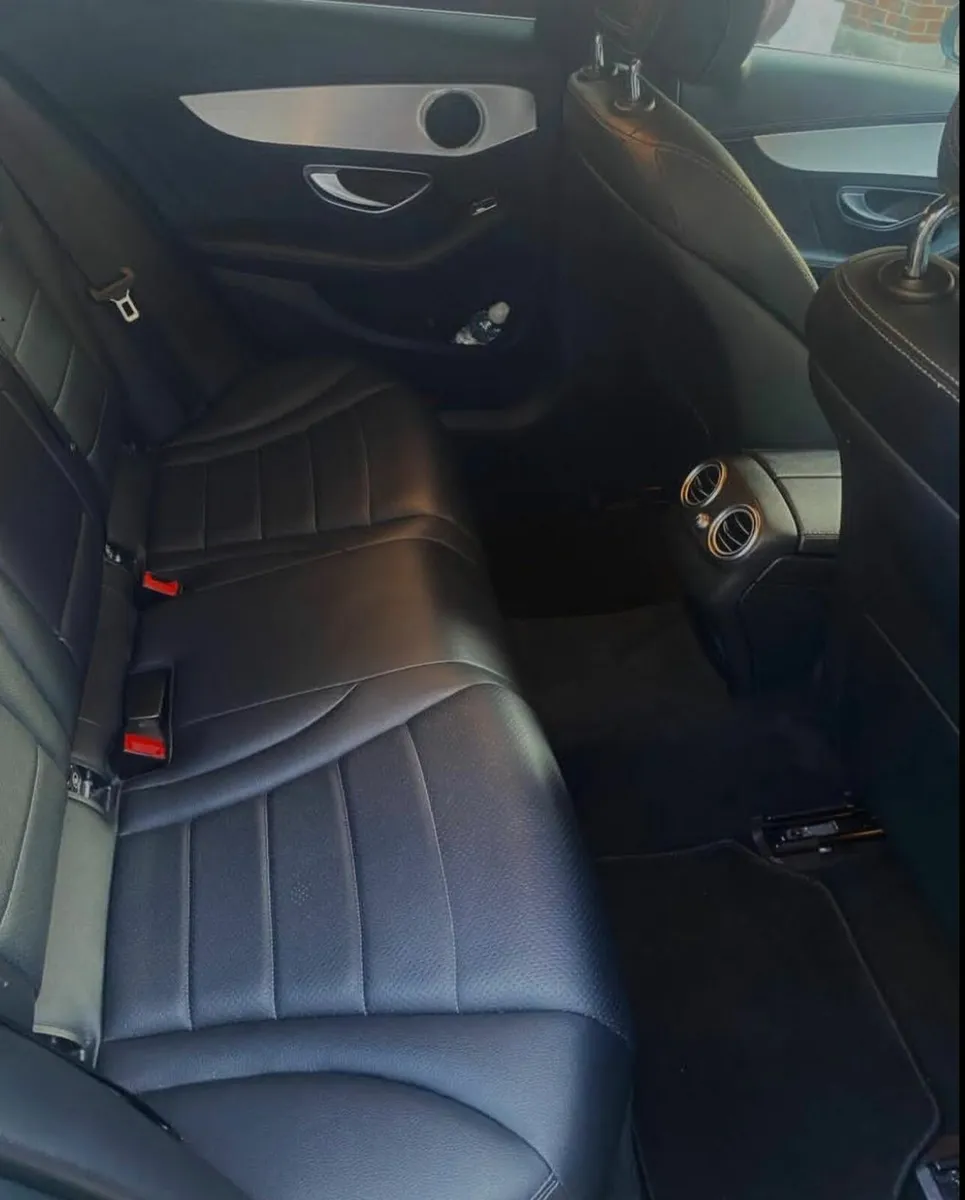 2015 Mercedes-Benz C250 AMG LINE BLUE TEC - Image 3