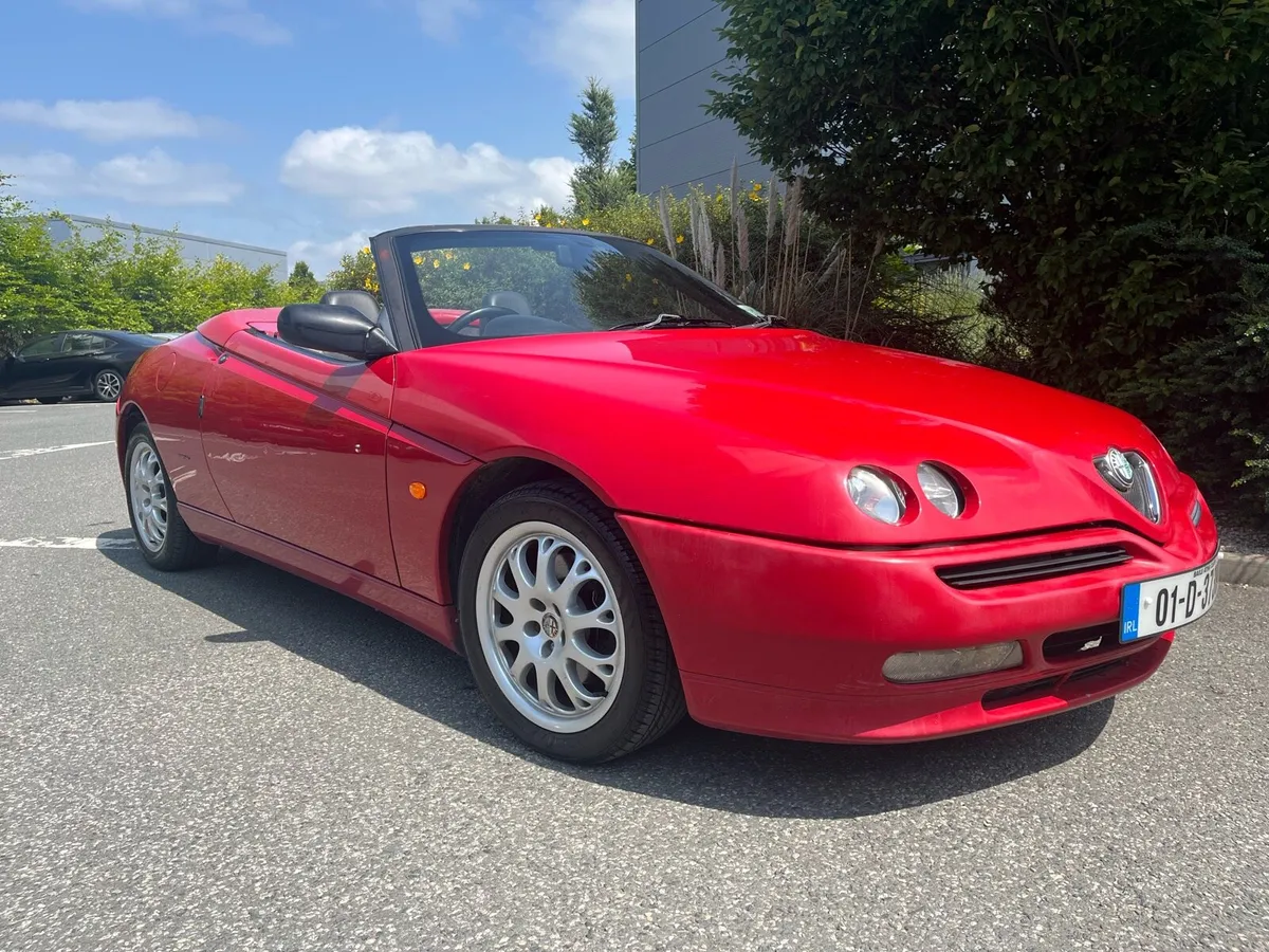 Alfa Romeo Spider - Image 1