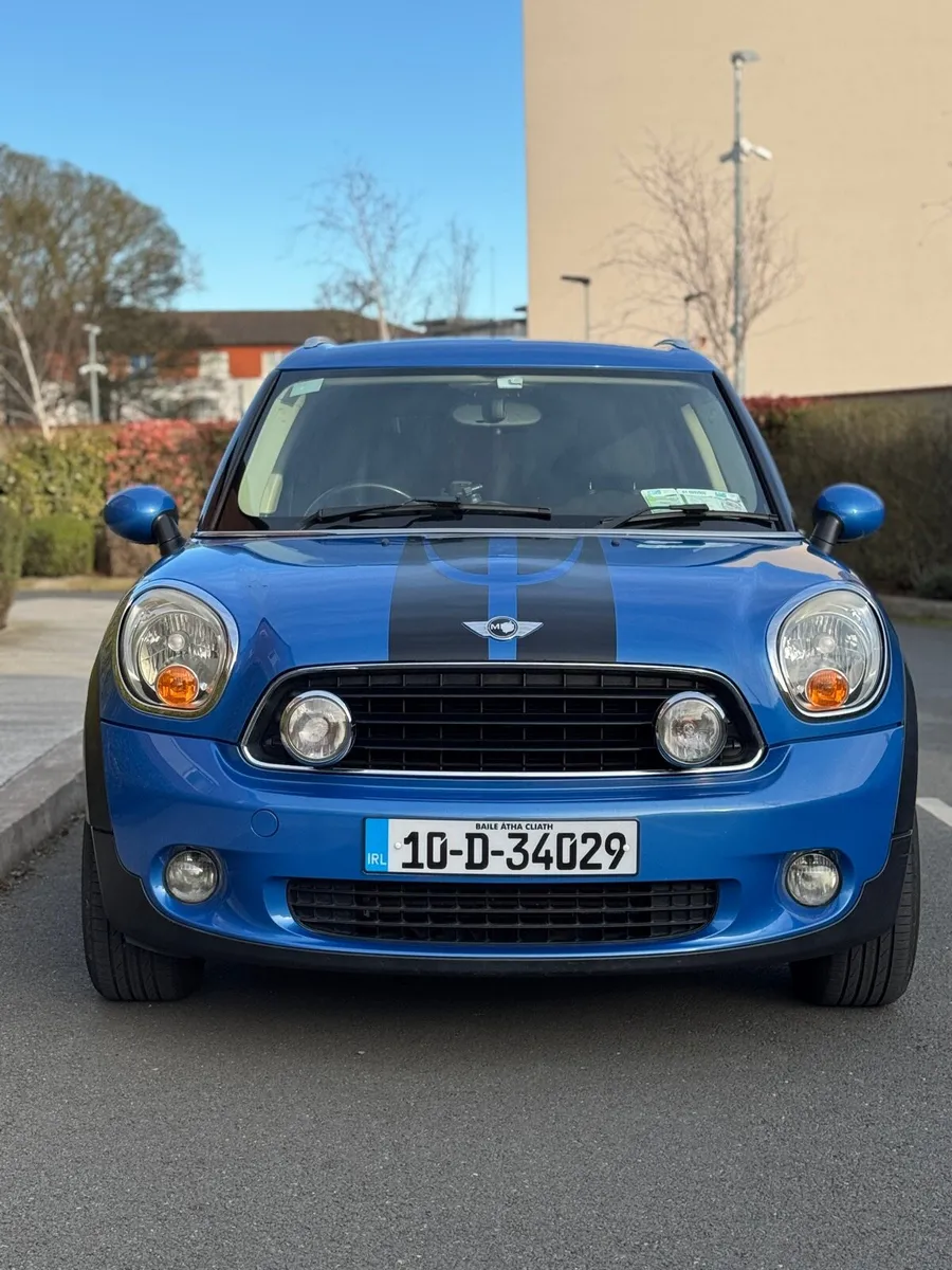 Mini Countryman - Image 2