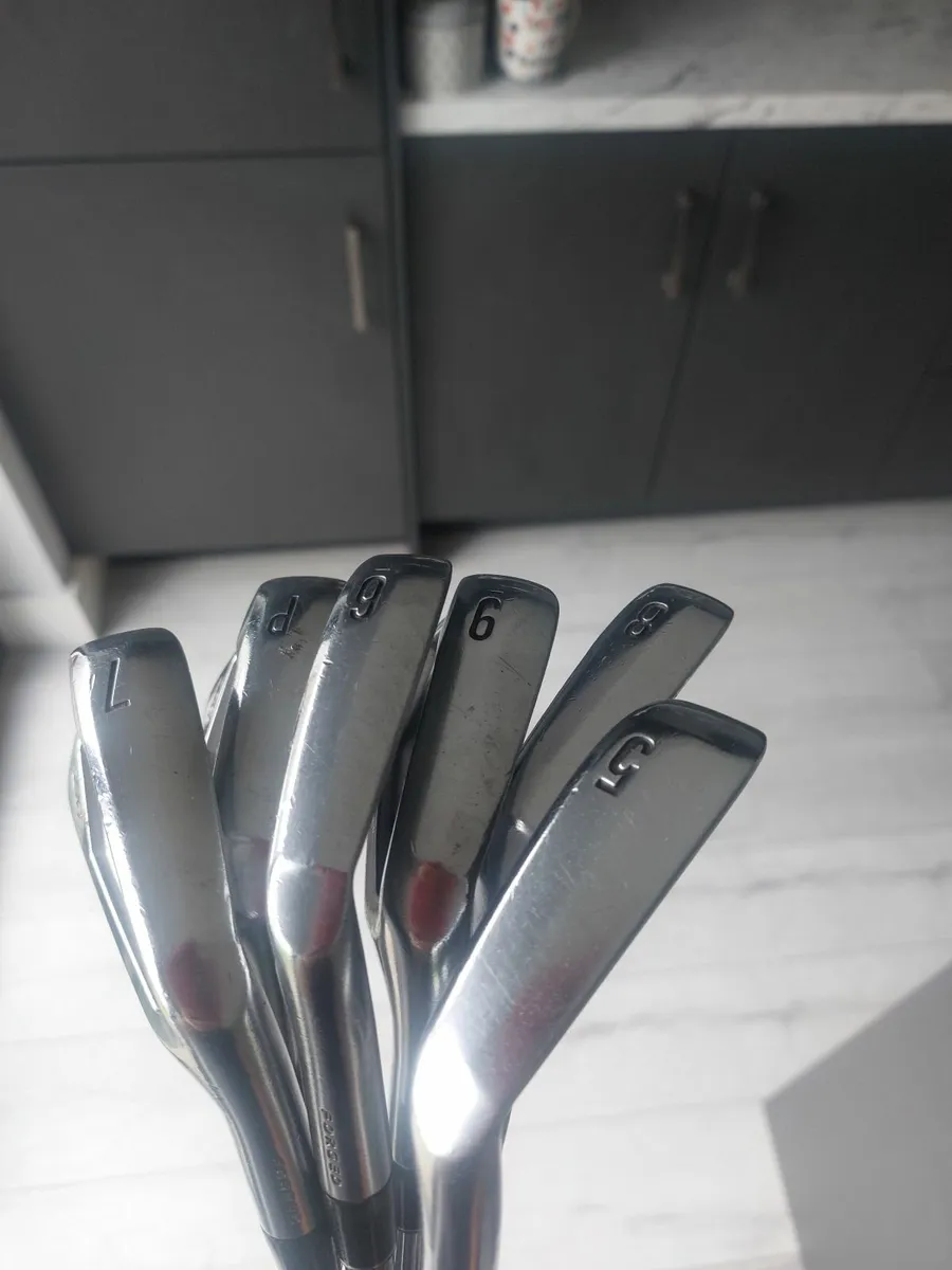 Srixon ZX7 Irons - Image 2