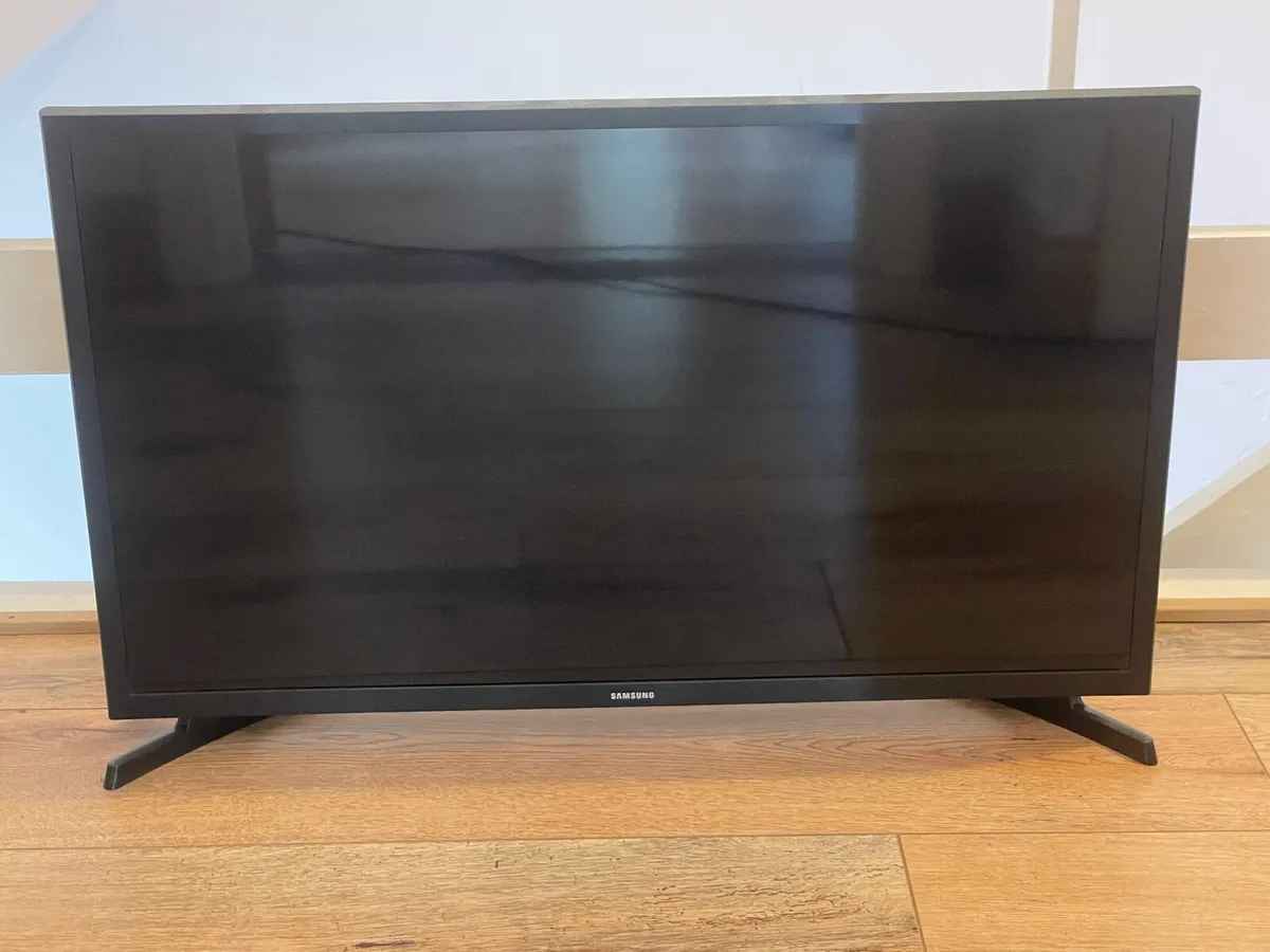 32” inch Samsung Smart TV