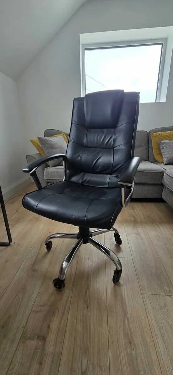 Office Chair - Image 2