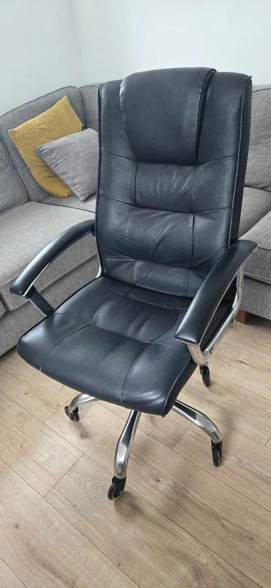 Office Chair - Image 3