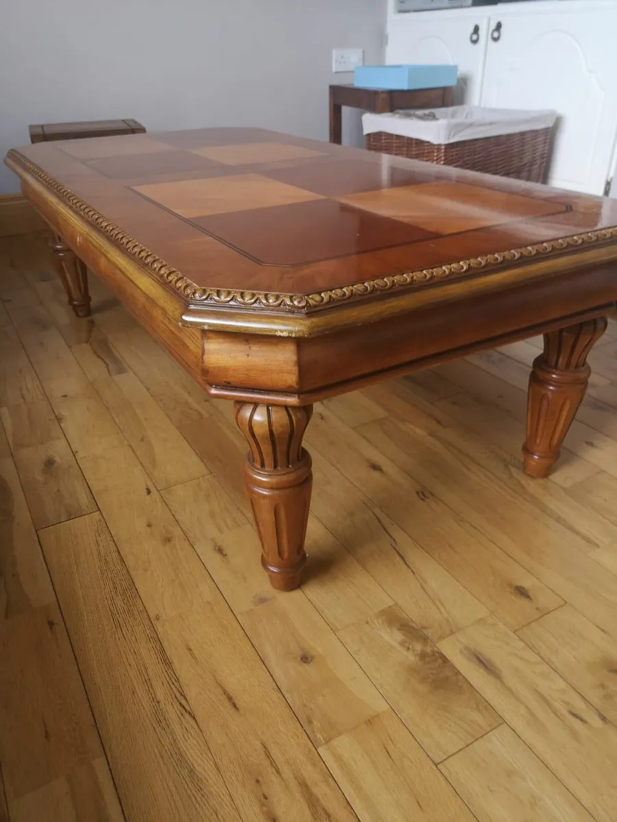 Coffee table - Image 1
