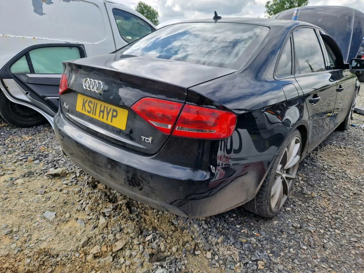 2012 audi a4 2.0tdi parts breaking - Image 2