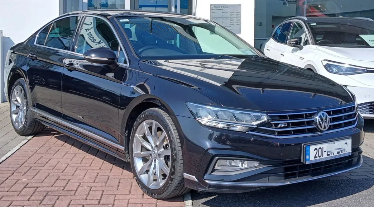 Volkswagen Passat R-line 2.0 TDI 150HP  leather I - Image 1