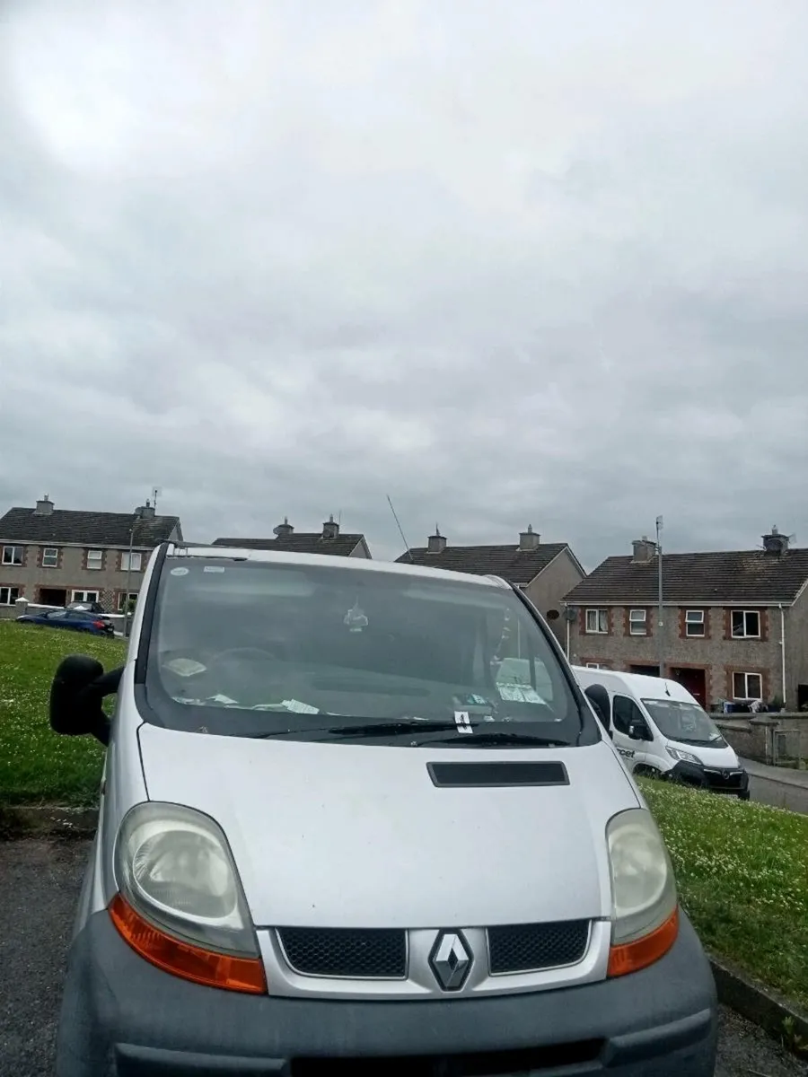 Van - Image 3