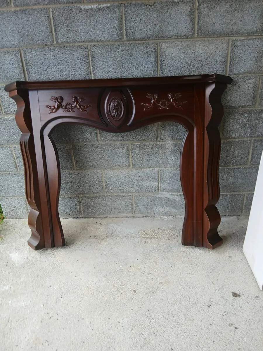 Fireplace and ceiling light - Image 4