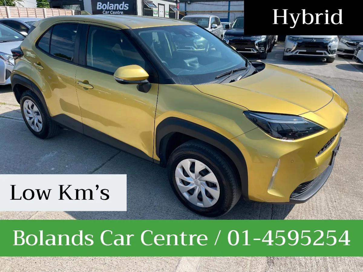212 Toyota Yaris Cross Hybrid 1.5 Automatic 5 Door - Image 1
