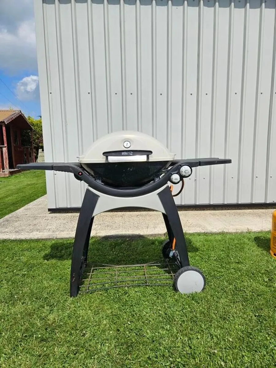 BBQ weber  Q3000 - Image 1