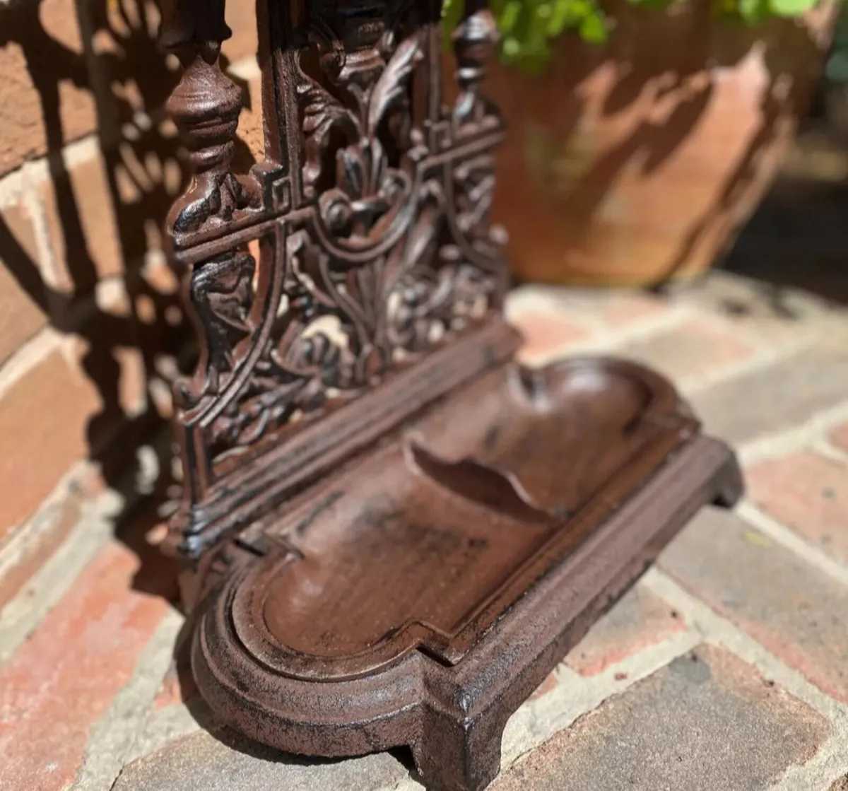 Vintage Style Cast Iron Umbrella Stand NEW - Image 2